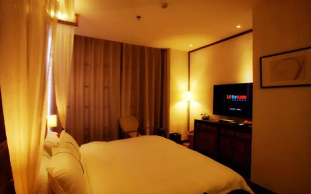 Zhengzhou Qianna Hotel
