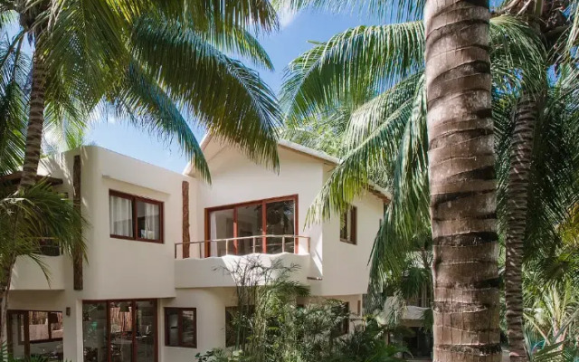 Zorba Tulum Beach Homes	