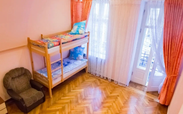 TAKi hostel