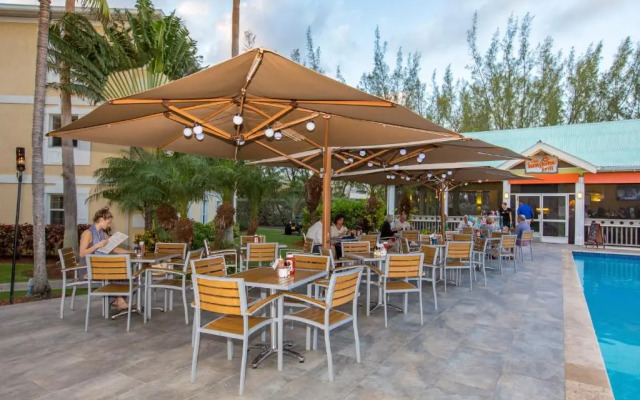 Sunshine Suites Resort