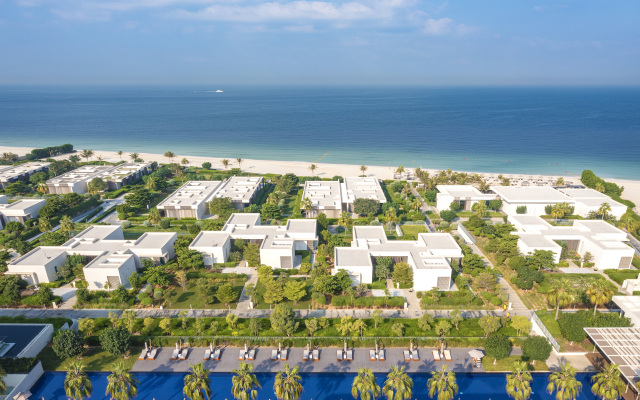 Отель The Oberoi Beach Resort Al Zorah