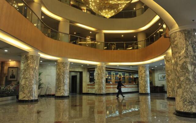 Xi'an Yanlian Business Hotel