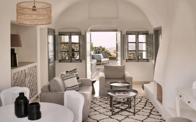 Vedema, a Luxury Collection Resort, Santorini