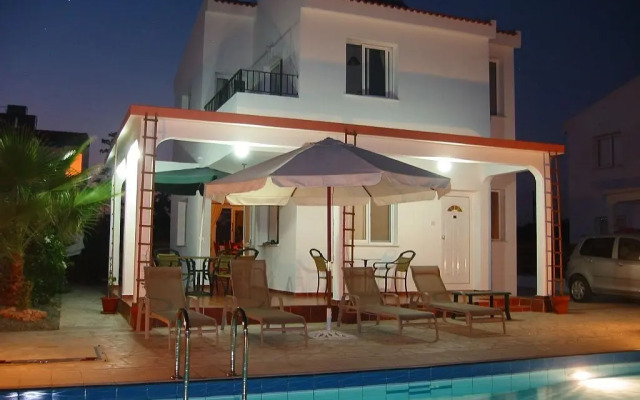Ayia Thekla Villa