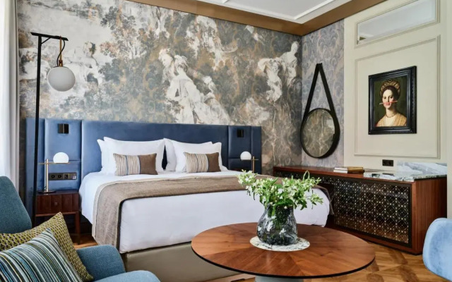 Hotel Verte, Warsaw, Autograph Collection
