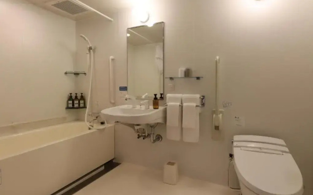 Hotel Glad One Kyoto Shichijo by M’s