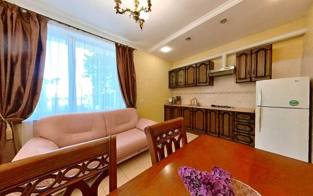 Zolotye Kupola Mini Hotel