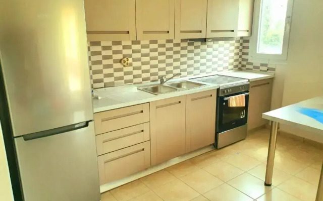 Bella De Lux Apts