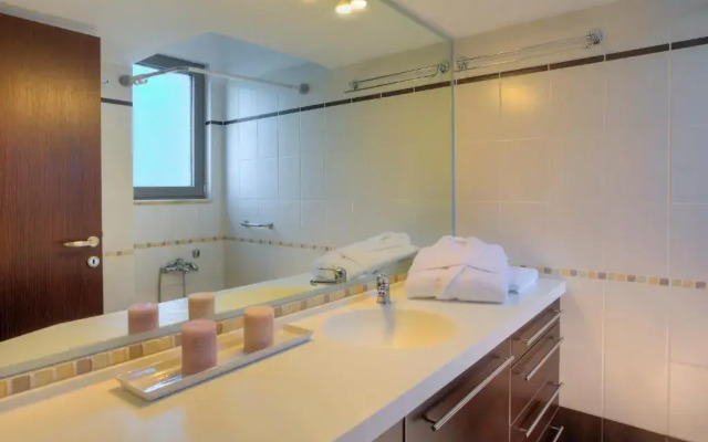 Marini Luxury Apartments and Suites