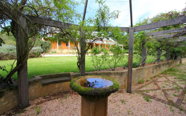 Fitzroy Inn Historic Retreat