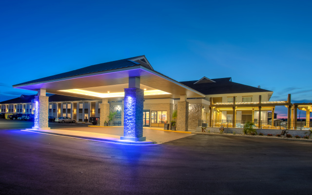 Holiday Inn Express Kitty Hawk Outer Banks, an IHG Hotel