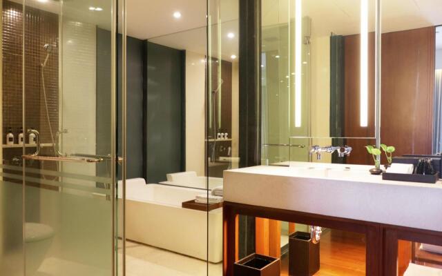 Hansar Bangkok Hotel