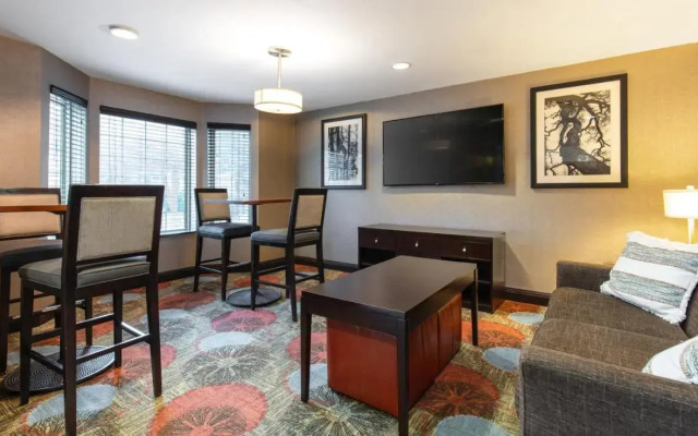 Staybridge Suites Fairfield Napa Valley Area by IHG