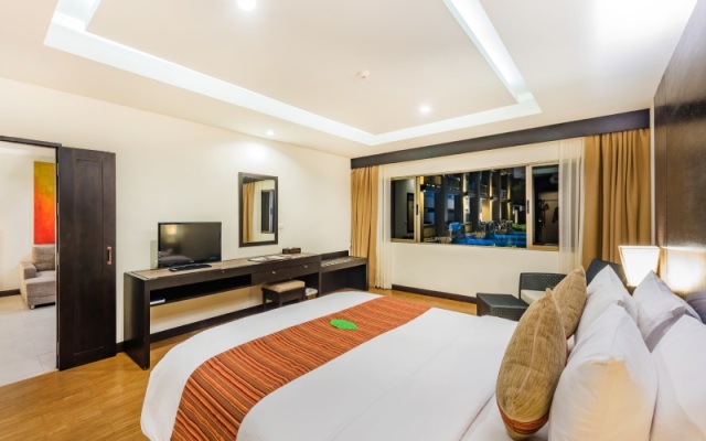 Kata Sea Breeze Resort