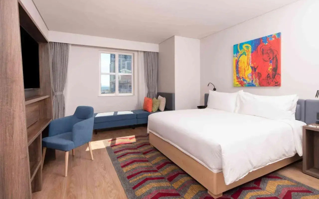 Hampton By Hilton Sandton Grayston