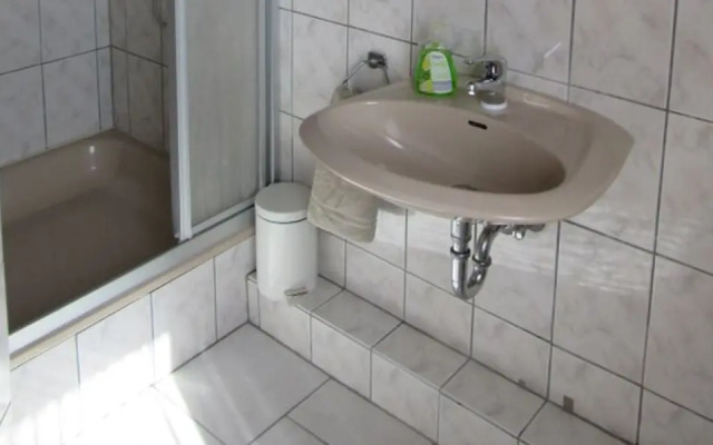 Elim Hotel