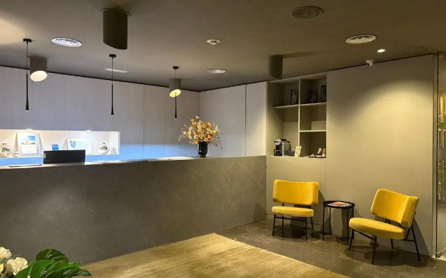 Nuria Hotel