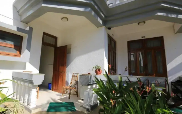 Shalom Resort