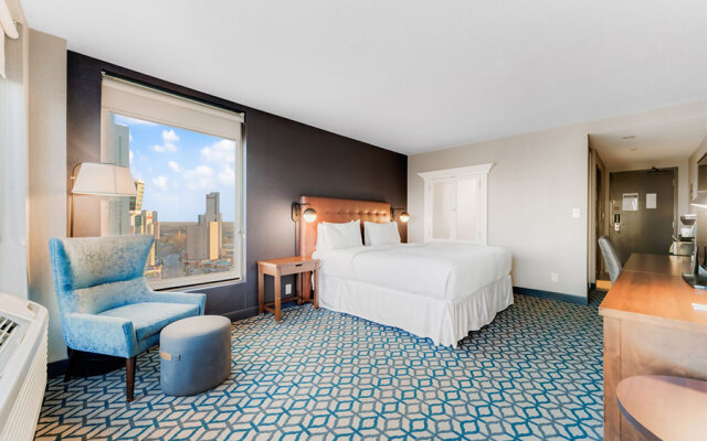 Wyndham Grand Fallsview Hotel
