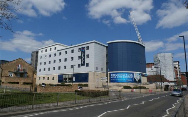 Travelodge London Kew Bridge