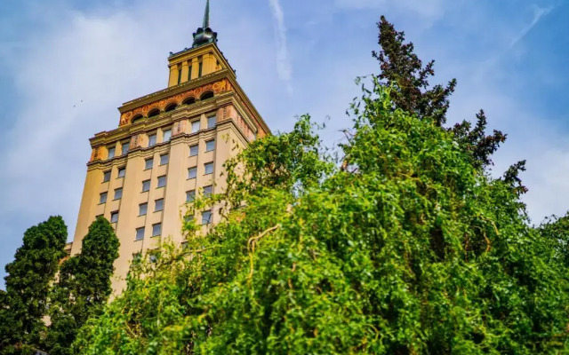 Grand Hotel International