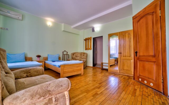 Krym Hotel