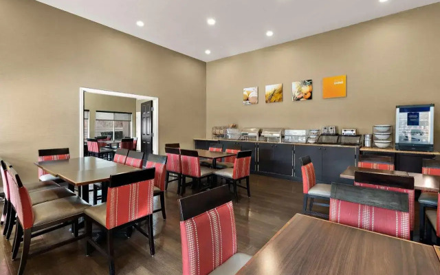 Comfort Inn & Suites Sequoia/Kings Canyon