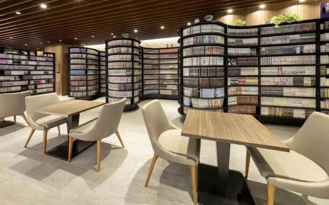 The Hedistar Hotel Kyoto Nijo Comic&Books