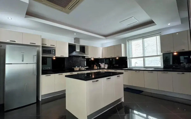 Premium Pool Villas Pattaya