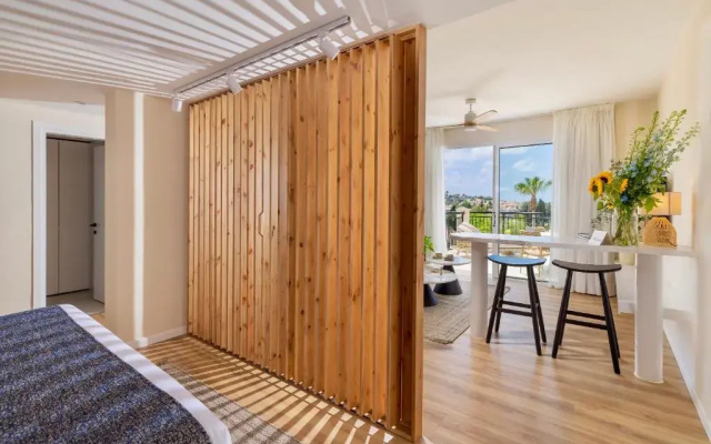 WellClub Family Wellness & Sea View Suites