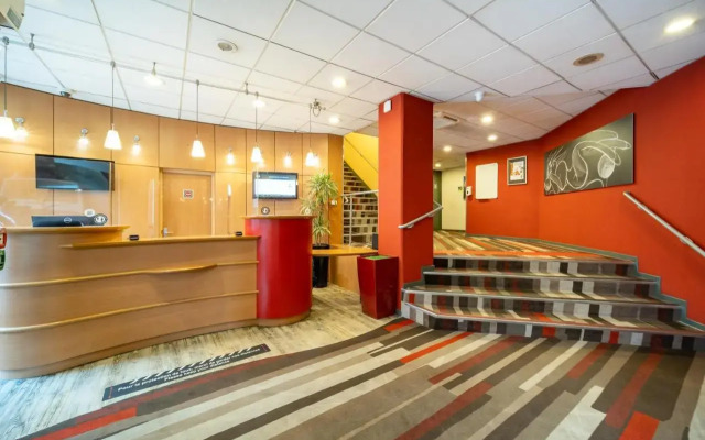 B&B HOTEL Amiens Centre Cathédrale