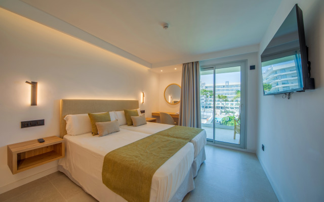 Playa Esperanza Resort