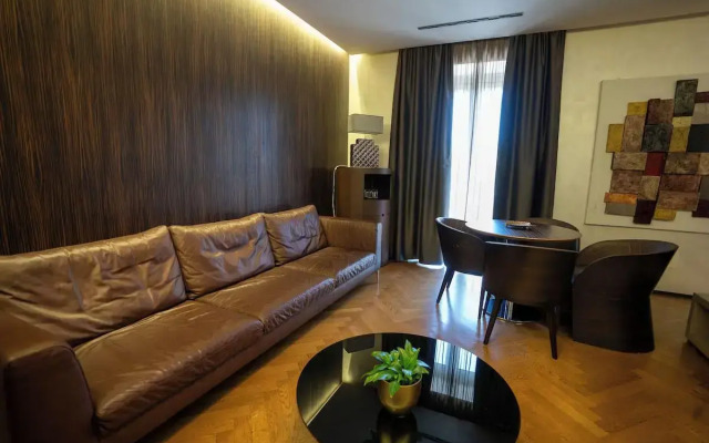 Divina Luxury Hotel
