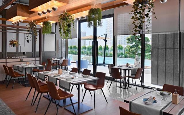 Revier Hotel - Dubai