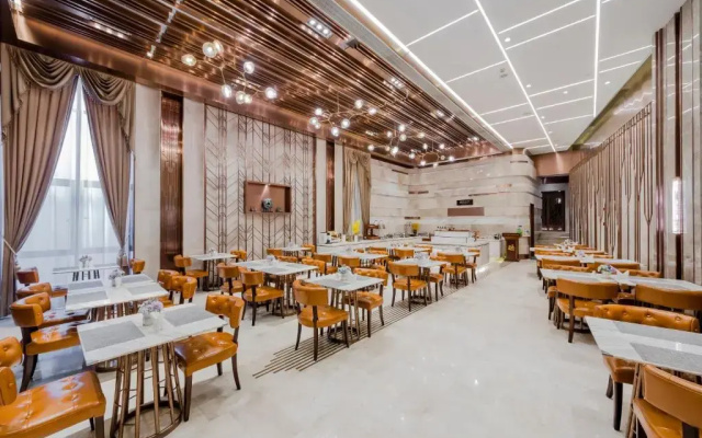 Yitel Premium Shanghai People Square Nanjing Road Pedestrian Street Shop