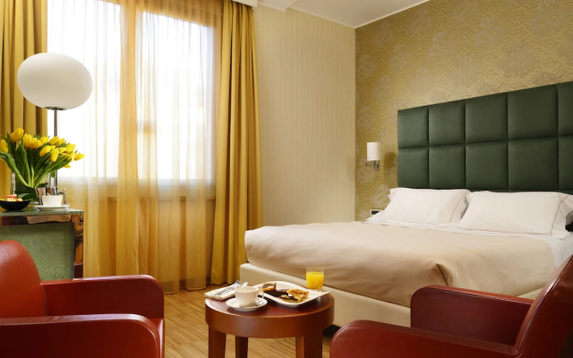 Enterprise Hotel