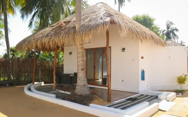 The Blue Lagoon Resort  Kalpitiya