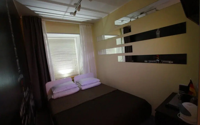 Mini Hotel V na Shherbakovom