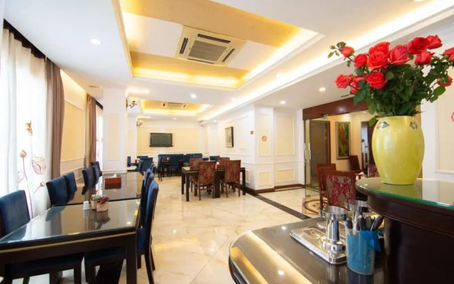 A25 Hotel - 15 Tran Quoc Toan