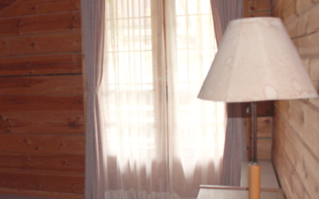 Snow Resort Nekoyama Log Cottage – Guest Rooms – Shobara