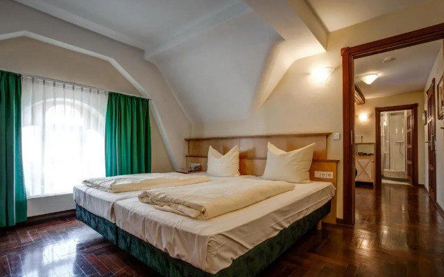Hotel Hoepfner Burghof