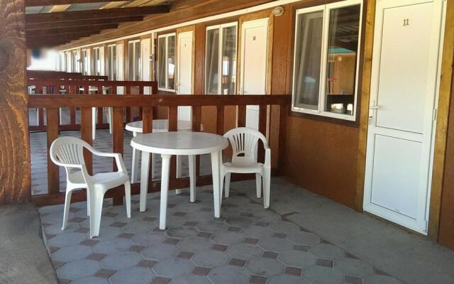 Shiko cottages