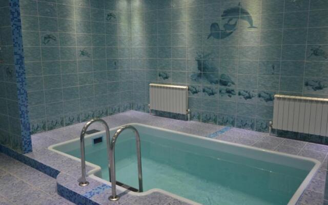 Alpat'evo Hotel
