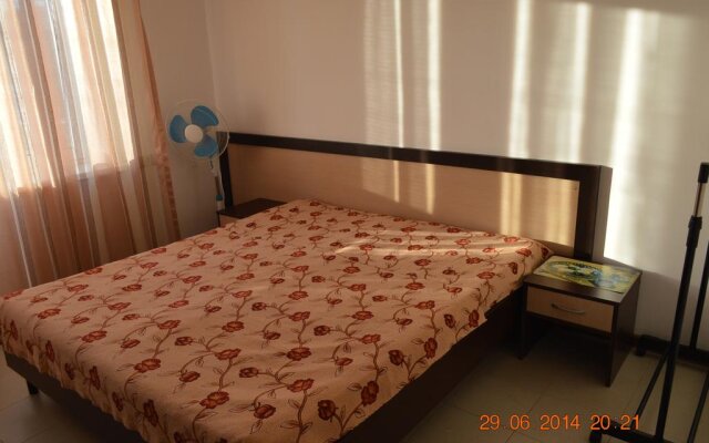 Chetyre Lilii Guest House