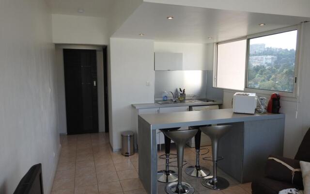 Apartment Avenue de Carras