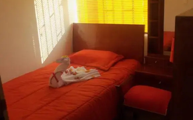 Women's Wellness Hostel y Spa