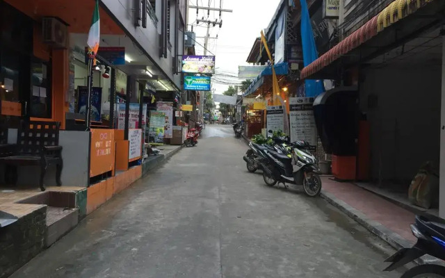 Nap At Phangan Hostel