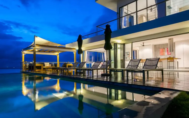 Designer Villa JAH