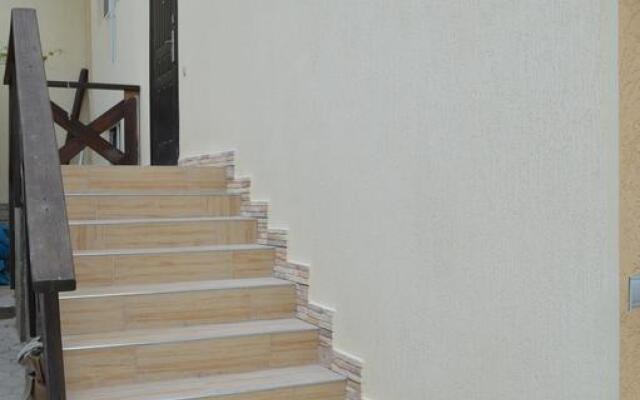 Chetyre Lilii Guest House
