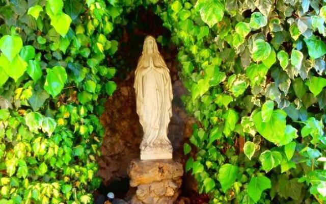 Casa Santa Chiara - Women Only (отель для женщин)